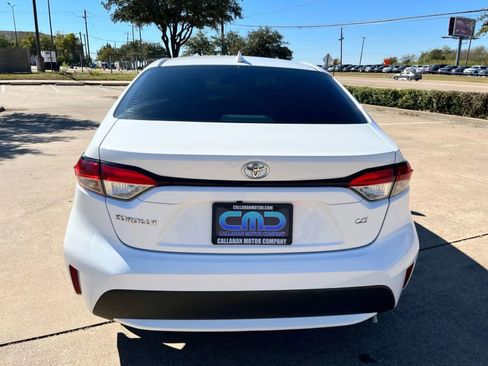 Used 2021 Toyota Corolla LE FWD image 6