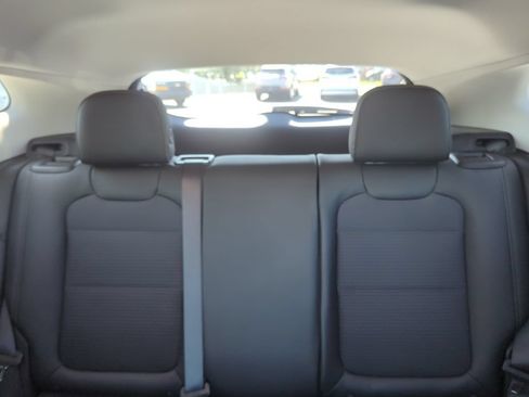 Certified 2024 Chevrolet Trax LT w/ LT Convenience Package FWD image 29
