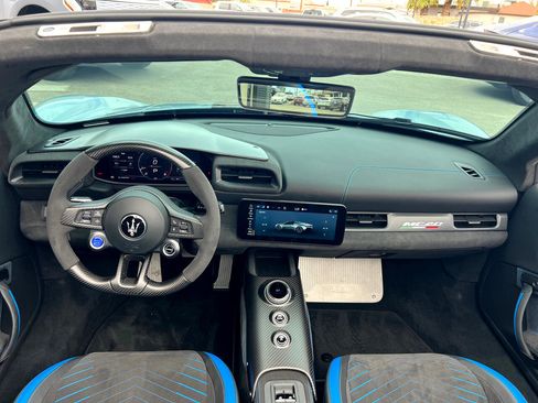 Used 2023 Maserati MC20 Spyder image 34