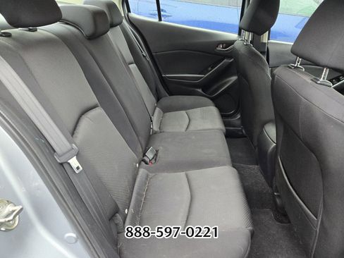 Used 2017 MAZDA MAZDA3 Sport image 8