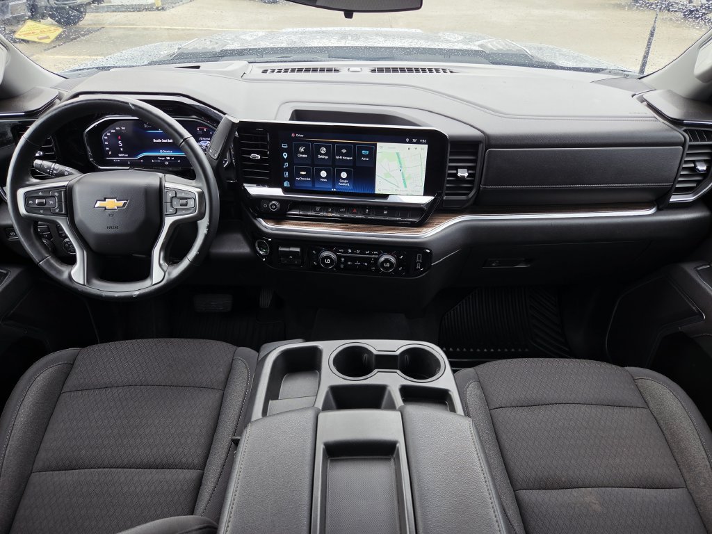 Used 2025 Chevrolet Silverado 2500 LT w/ Convenience Package AWD/4WD image 10