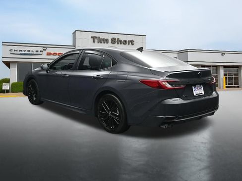 Used 2026 Toyota Camry SE FWD image 3