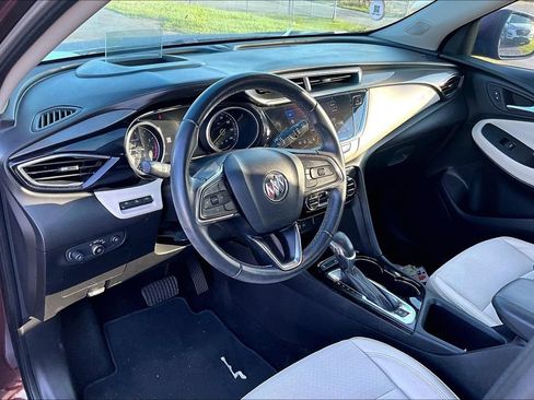 Used 2022 Buick Encore GX Select w/ Advanced Technology Package FWD image 5