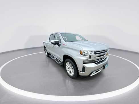 Used 2021 Chevrolet Silverado 1500 LTZ w/ LTZ Premium Package AWD/4WD image 2