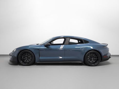 Certified 2025 Porsche Taycan GTS AWD/4WD image 2