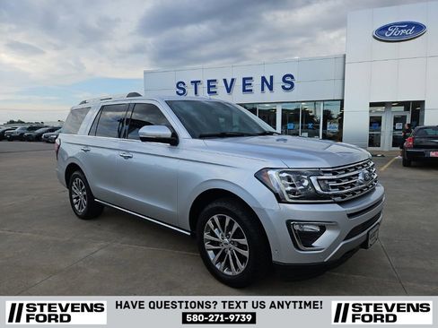 Used 2018 Ford Expedition Limited w/ Equipment Group 301A AWD/4WD image 2