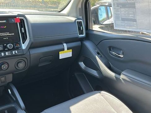 New 2026 Nissan Frontier SV w/ Tow Package AWD/4WD image 24