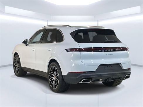 New 2026 Porsche Cayenne image 9