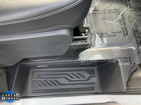 Used 2022 Ford E-Transit Medium Roof image 38