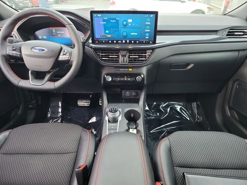 Used 2023 Ford Escape ST-Line Elite image 9