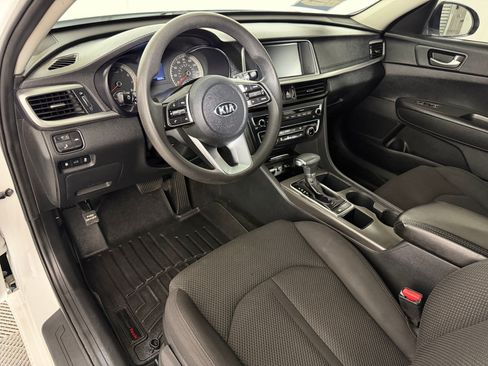 Used 2020 Kia Optima LX FWD image 3
