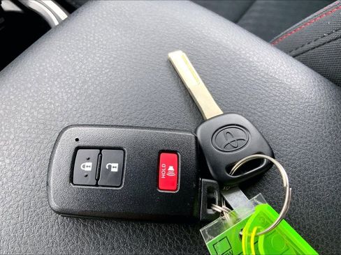 Used 2023 Toyota Tacoma SR5 w/ SX Package image 12