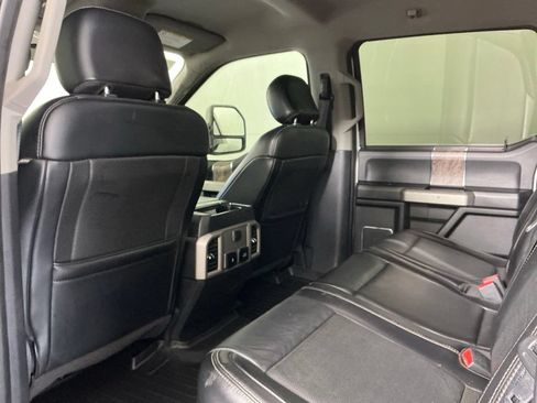 Used 2019 Ford F250 Lariat w/ Lariat Value Package AWD/4WD image 23