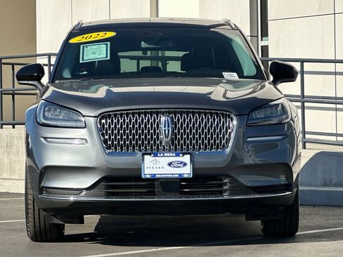 Used 2022 Lincoln Corsair FWD w/ Premium Package image 8