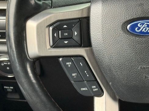 Used 2019 Ford F150 Platinum w/ Equipment Group 701A Luxury image 33