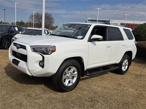 Used 2023 Toyota 4Runner SR5 Premium w/ Moonroof Package image 3