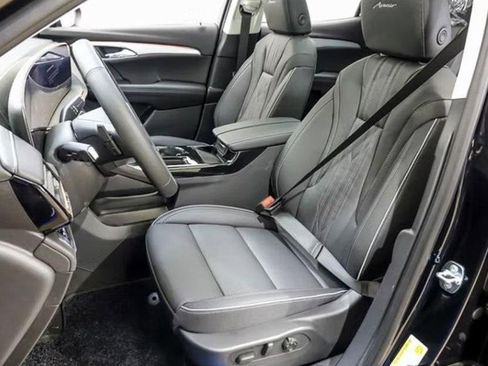 New 2026 Buick Envision Avenir image 3