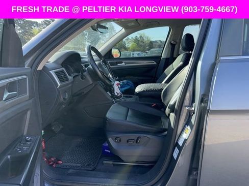 Used 2019 Volkswagen Atlas SE w/ Towing Package image 10