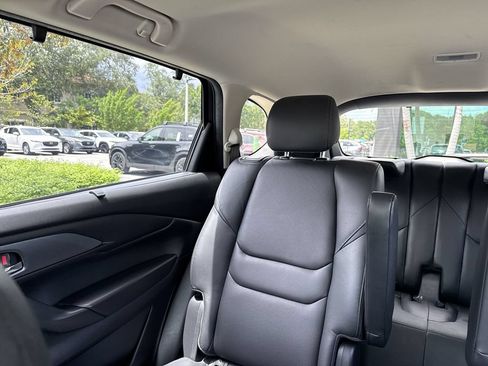 Certified 2021 MAZDA CX-9 Touring w/ Touring Premium Package FWD image 17