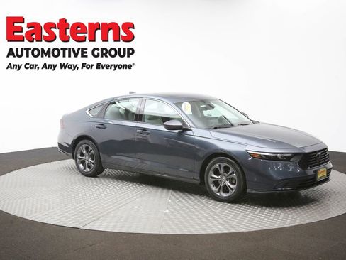 Used 2023 Honda Accord EX image 49