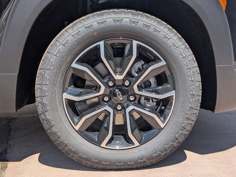 New 2026 Chevrolet TrailBlazer ACTIV w/ Driver Confidence Package AWD/4WD image 6