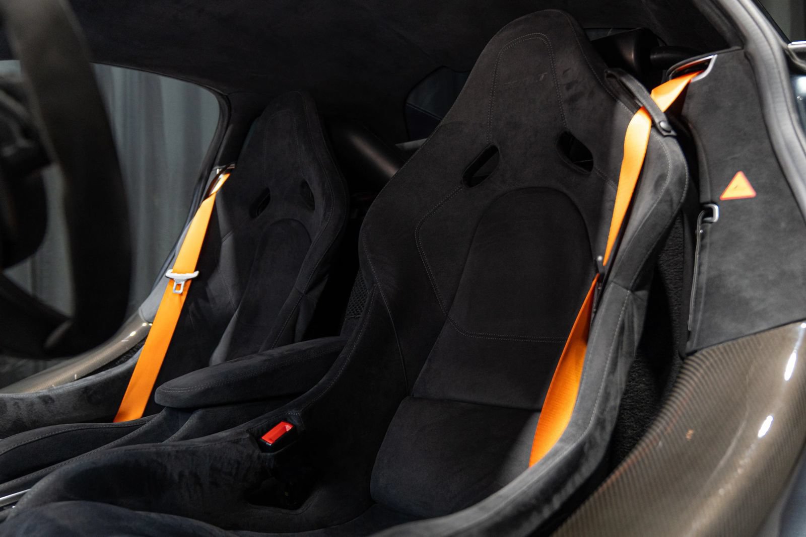 Used 2019 McLaren 600LT RWD image 22