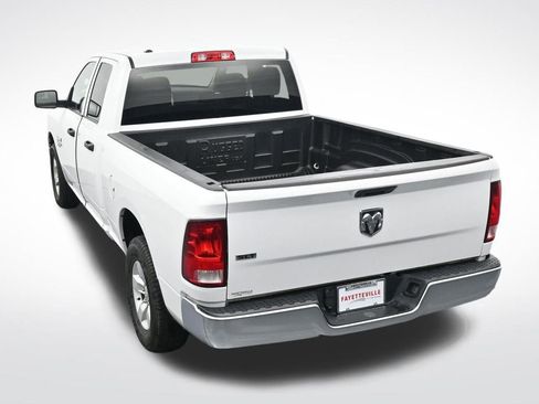 Used 2024 RAM 1500 Classic SLT image 27