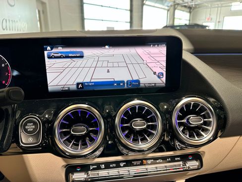 New 2026 Mercedes-Benz GLA 250 4MATIC image 10