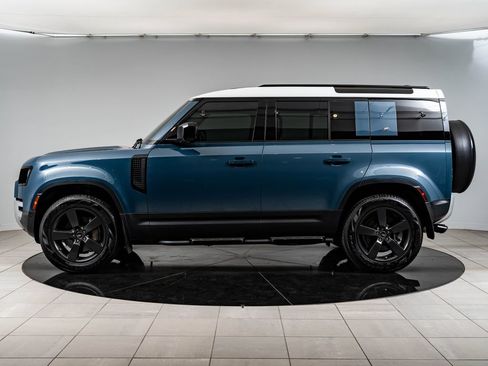 Used 2024 Land Rover Defender 110 S AWD/4WD image 5