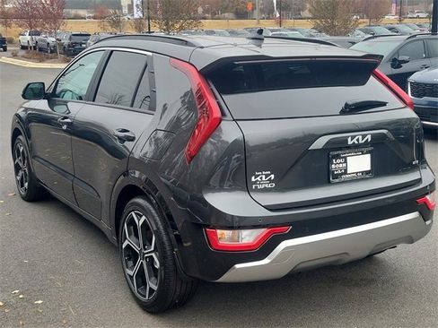 New 2025 Kia Niro EX Touring image 6