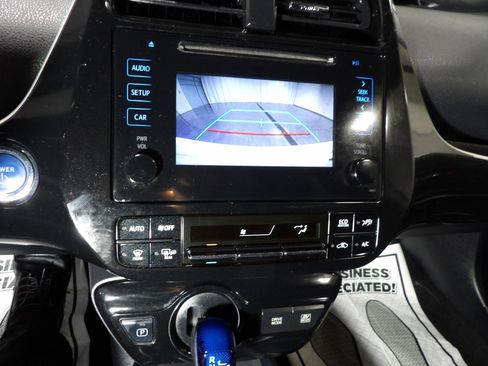 Used 2019 Toyota Prius LE FWD image 14