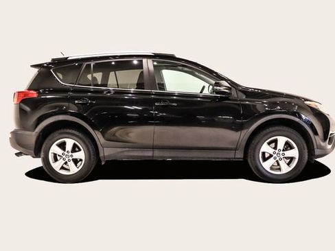 Used 2015 Toyota RAV4 XLE image 4