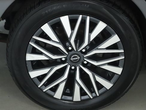 Used 2024 Nissan Altima 2.5 SV FWD image 12