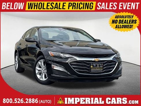 Used 2023 Chevrolet Malibu LT FWD image 1
