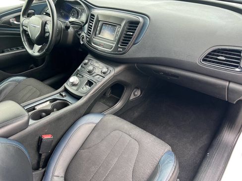 Used 2015 Chrysler 200 S w/ Comfort Group image 20