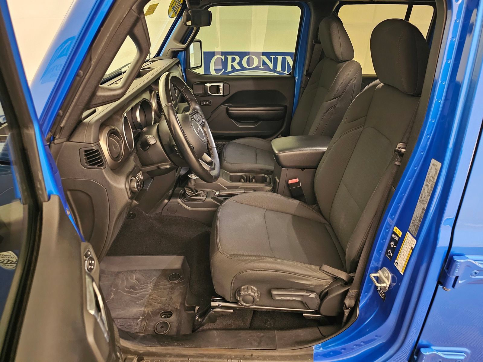 Used 2021 Jeep Gladiator Sport AWD/4WD image 4