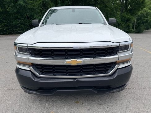 Used 2018 Chevrolet Silverado 1500 W/T w/ Trailering Package RWD image 2