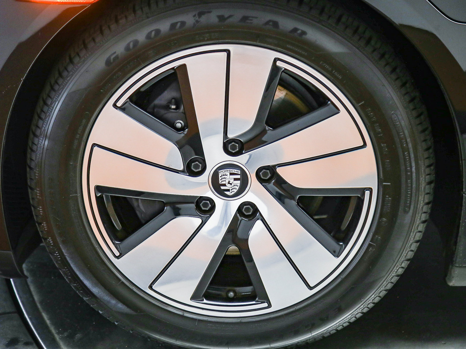 Certified 2023 Porsche Taycan RWD image 13