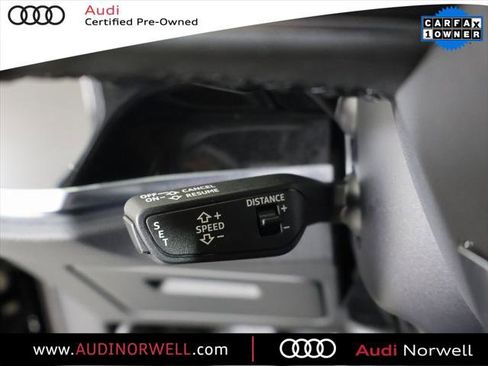 Certified 2025 Audi Q3 2.0T Premium Plus w/ Premium Plus Package image 28
