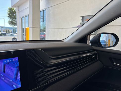 Used 2025 Toyota Camry LE FWD image 35