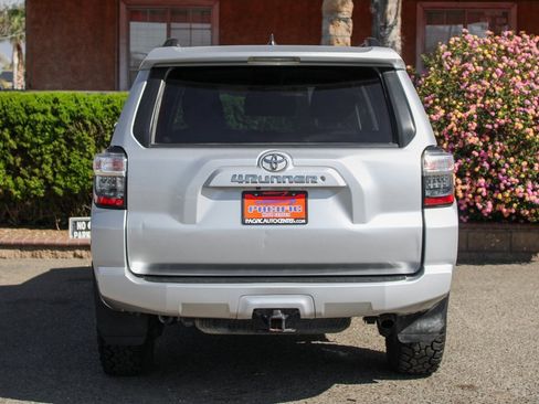 Used 2019 Toyota 4Runner SR5 image 7