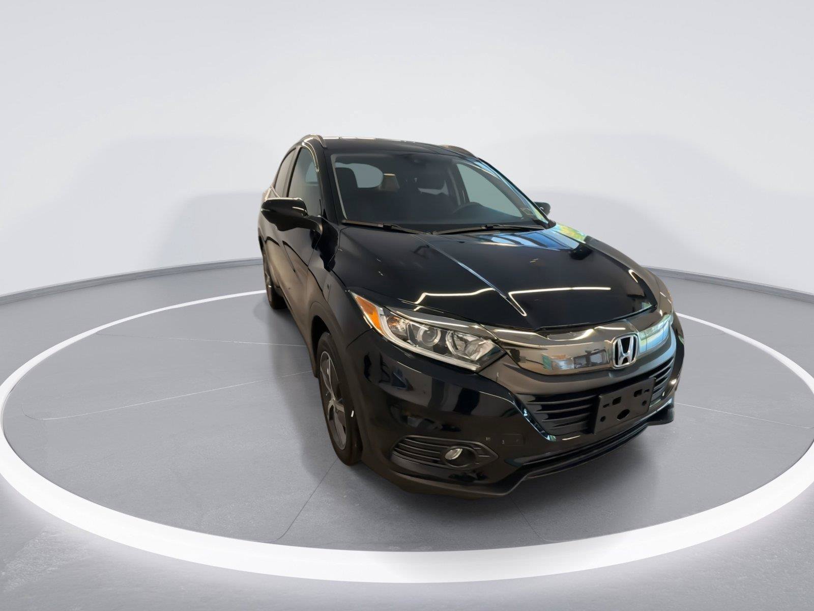 Used 2022 Honda HR-V EX image 2