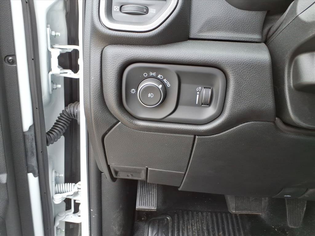 New 2026 RAM 5500 Tradesman w/ Chrome Appearance Group AWD/4WD image 25