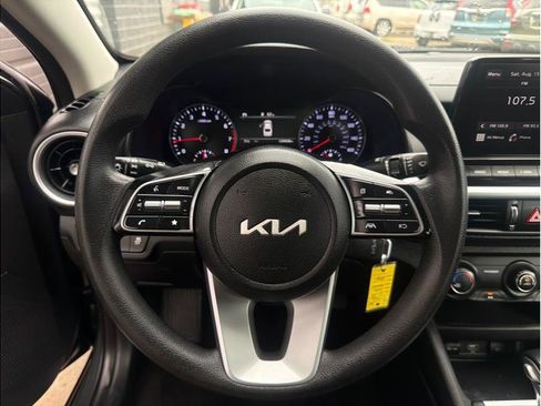 Used 2024 Kia Forte LXS FWD image 15