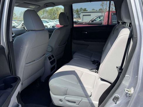 Used 2017 Honda Pilot EX-L image 6