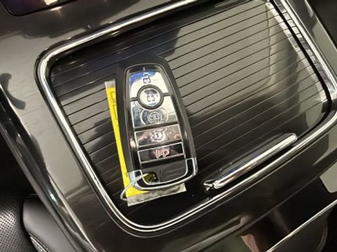 Used 2022 Lincoln Nautilus Reserve w/ Equipment Group 201A AWD/4WD image 21