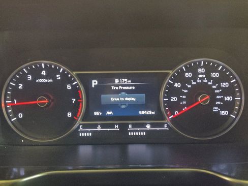 Used 2022 Kia Sorento S w/ Panoramic Sunroof Package FWD image 23