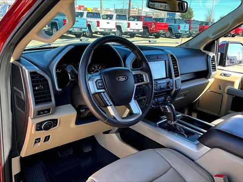 Used 2018 Ford F150 Lariat image 17