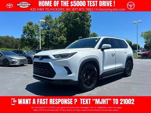 Used 2026 Toyota Grand Highlander AWD image 1