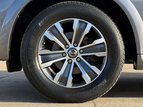 Used 2018 Nissan Armada SL w/ Premium Package image 12